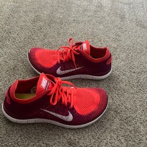 Women’s Nike Free Flyknit Shoes😍